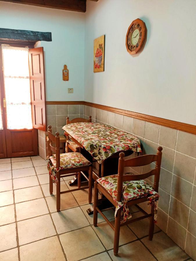 Apartamentos La Buganvilla Novales Extérieur photo
