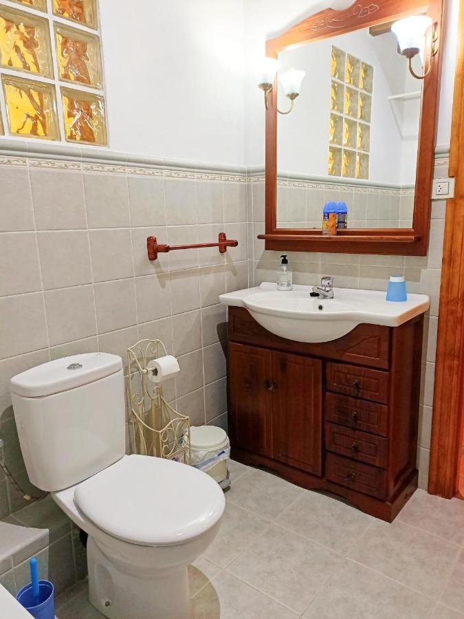 Apartamentos La Buganvilla Novales Extérieur photo
