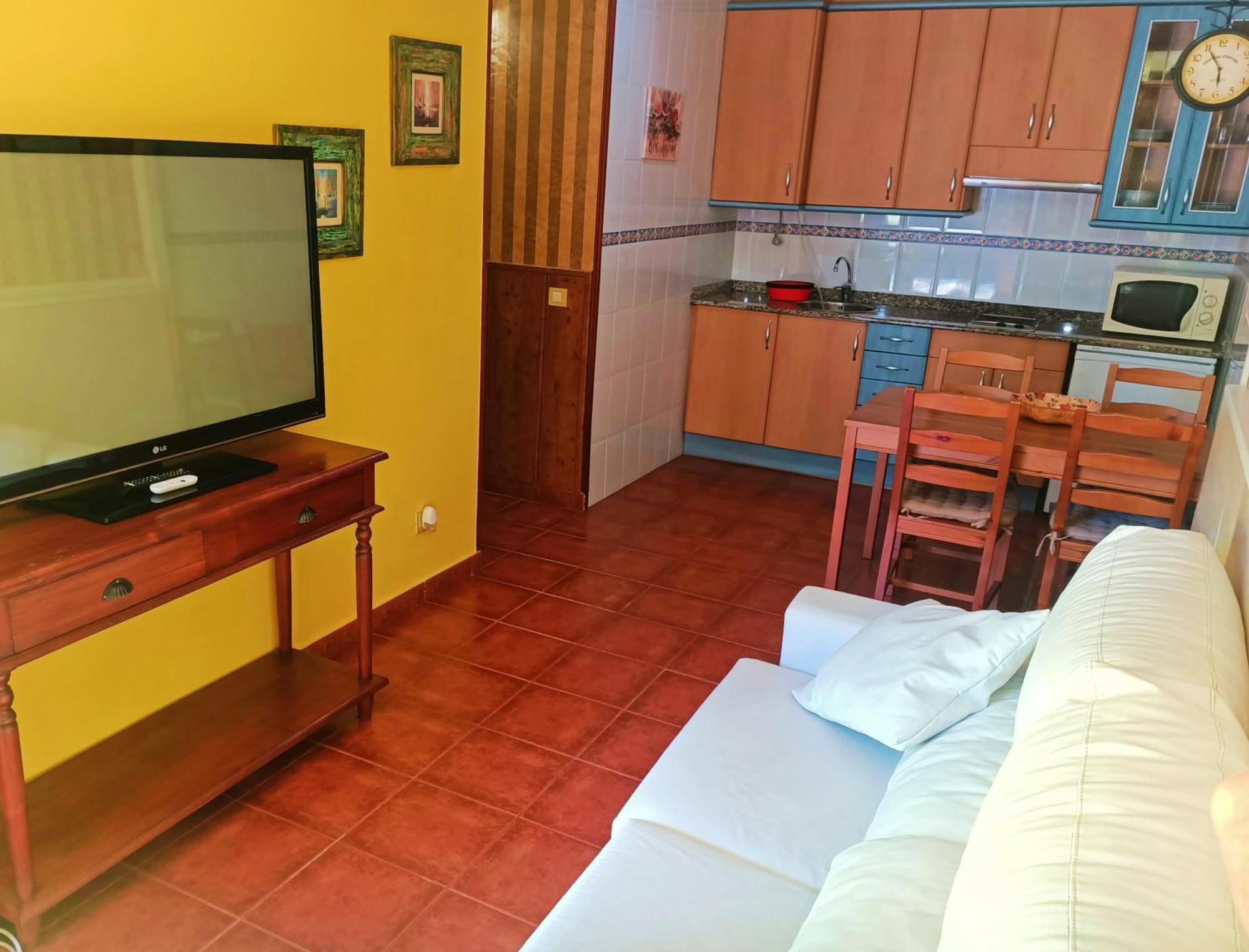 Apartamentos La Buganvilla Novales Extérieur photo